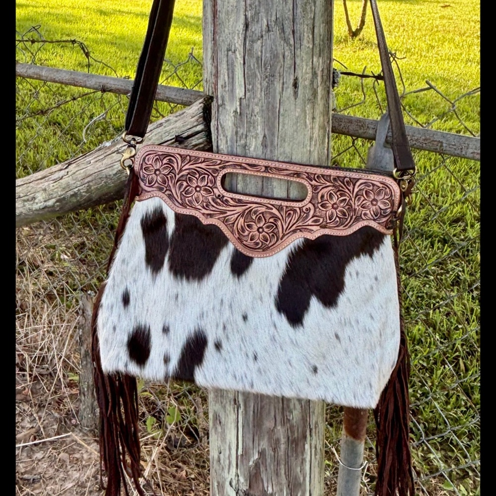 Crossbody purse